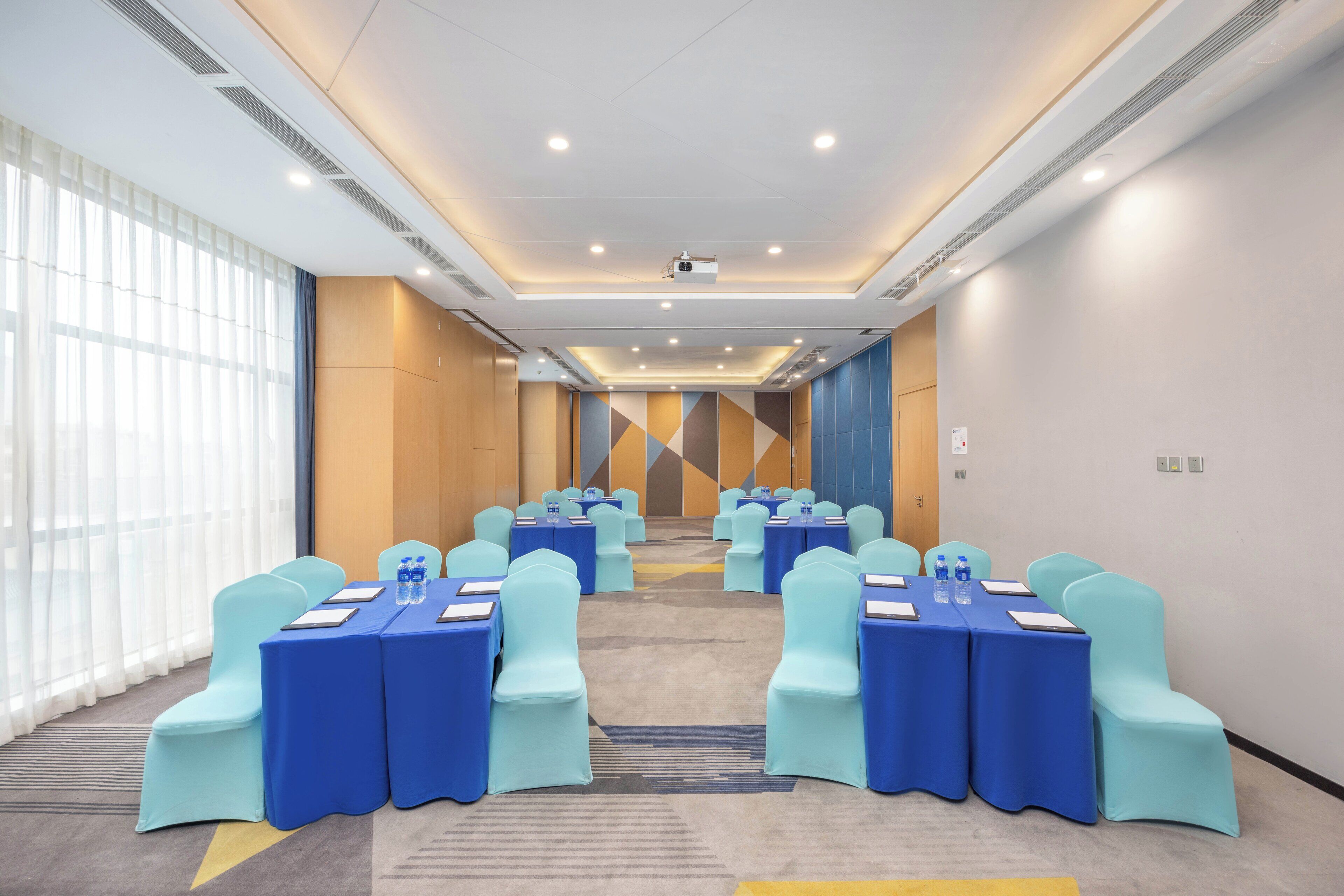Photo - Holiday Inn Express Chengdu Xindu by IHG