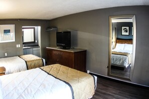 Standard Room, 1 Double Bed, Non Smoking | View from room - Budgetel Chattanooga (Chattanooga)