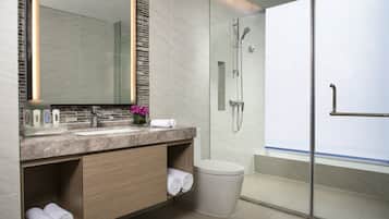 Shower, rainfall showerhead, free toiletries, hair dryer