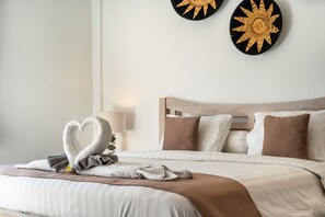 3 bedrooms, in-room safe, desk, laptop workspace - Villa Wiana by Villa Finder (Seminyak)
