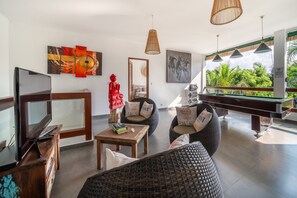 Televisión LCD, reproductor de DVD