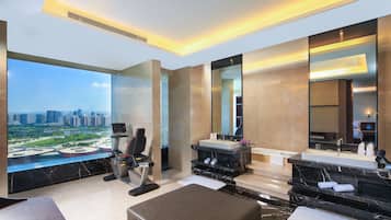 Presidential Suite | 1 bedroom, premium bedding, minibar, in-room safe