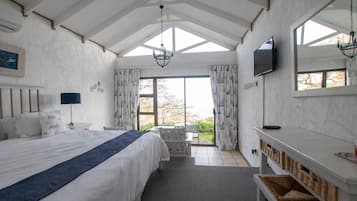 Ferros/tábuas de passar roupa, Wi-Fi de cortesia, roupa de cama