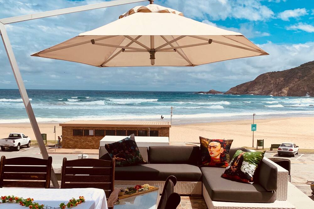 Dutton's Cove Guesthouse