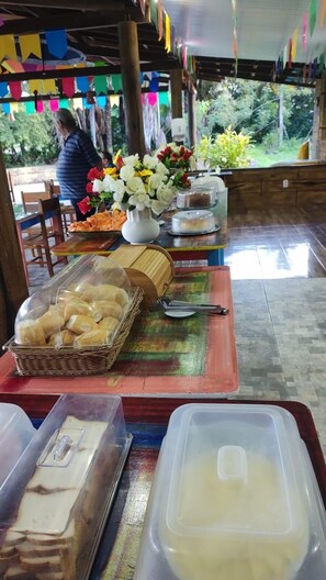 Lunch and dinner served  - Pousada Murici (Barreirinhas)