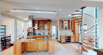 Luxury Mountain View Villa