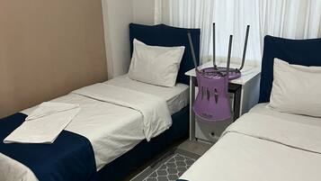 Premium bedding, soundproofing, iron/ironing board, free WiFi