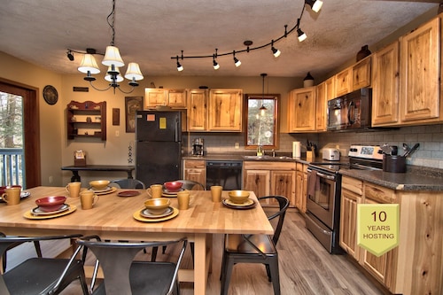 Private Cottage Nestled in the Trees;Pet Friendly-Near Slopes-Waterpks-JimThorpe