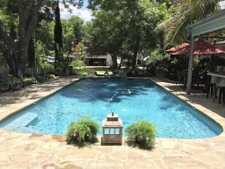 Pool. Al’s Auto Attic - Long Term Rental Discount Available