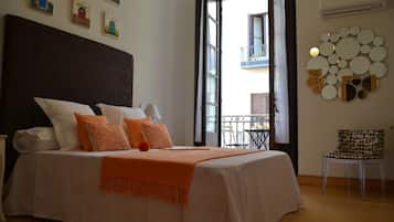 2 slaapkamers, een strijkplank/strijkijzer, reisbedje, gratis wifi