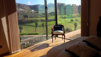 3 chambres, fer et planche Ă repasser, Wi-Fi, draps fournis