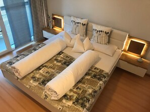 1 habitación, escritorio, wifi gratis y ropa de cama 