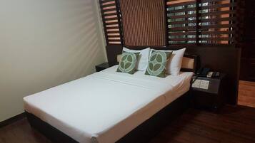 1 habitación, escritorio y wifi gratis