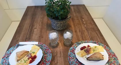Snowgoose Pond Bed & Breakfast