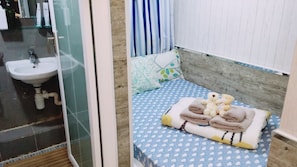 Phòng (Teddy Bear ) | Trang trí khác biệt, trang bị nội thất với thiết kế riêng biệt 