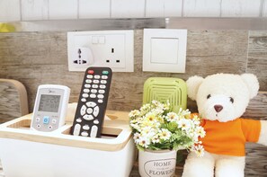 Standard Double or Twin Room, City View | Room amenity