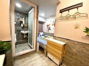 بديكورات فريدة لكل غرفة وطراز فريد لكل وحدة وتجهيزات عازلة للصوت