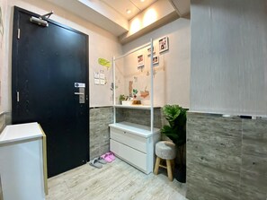 Teddy Bear Room | Individually decorated, individually furnished, soundproofing