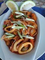 Breakfast, lunch, dinner served; beach views