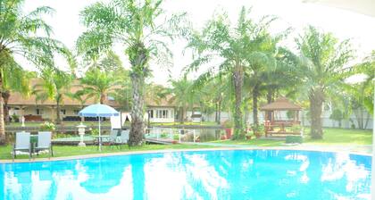 Blue Lagoon Pool Villa