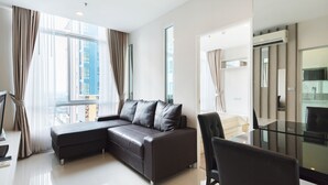Standaard appartement, 1 slaapkamer | Woonruimte | Flatscreentelevisie