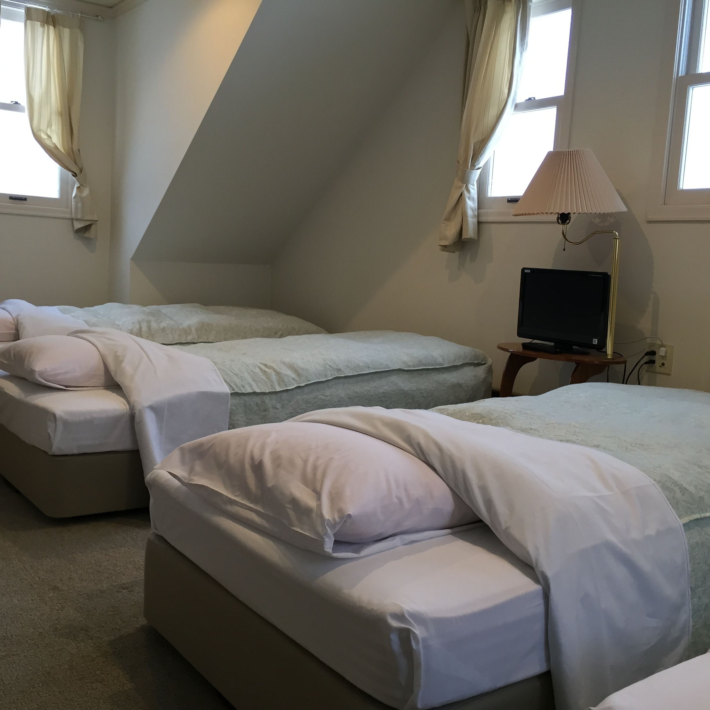 0B | Soundproofing, free WiFi, bed sheets