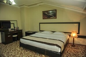 Standard Double or Twin Room | Minibar, desk, iron/ironing board, rollaway beds - Teona Hotel (Izmit)