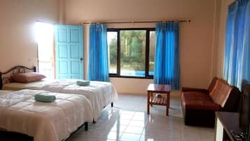 Free WiFi, bed sheets