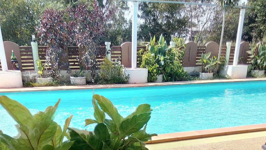 Peace Pool Resort
