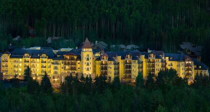 Chic 2 BR+Den Ritz-Carlton Condo with Valley Views by RedAwning - Save 20% on 7+ Nights!