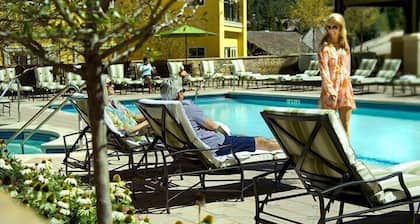 Chic 2 BR+Den Ritz-Carlton Condo with Valley Views by RedAwning - Save 20% on 7+ Nights!