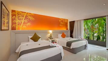 1 chambre, minibar, coffres-forts dans les chambres, bureau