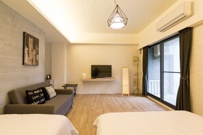 Superior Triple Room | Desk, blackout curtains, soundproofing, free WiFi - Ting Shuan B.B Hostel (Suao)