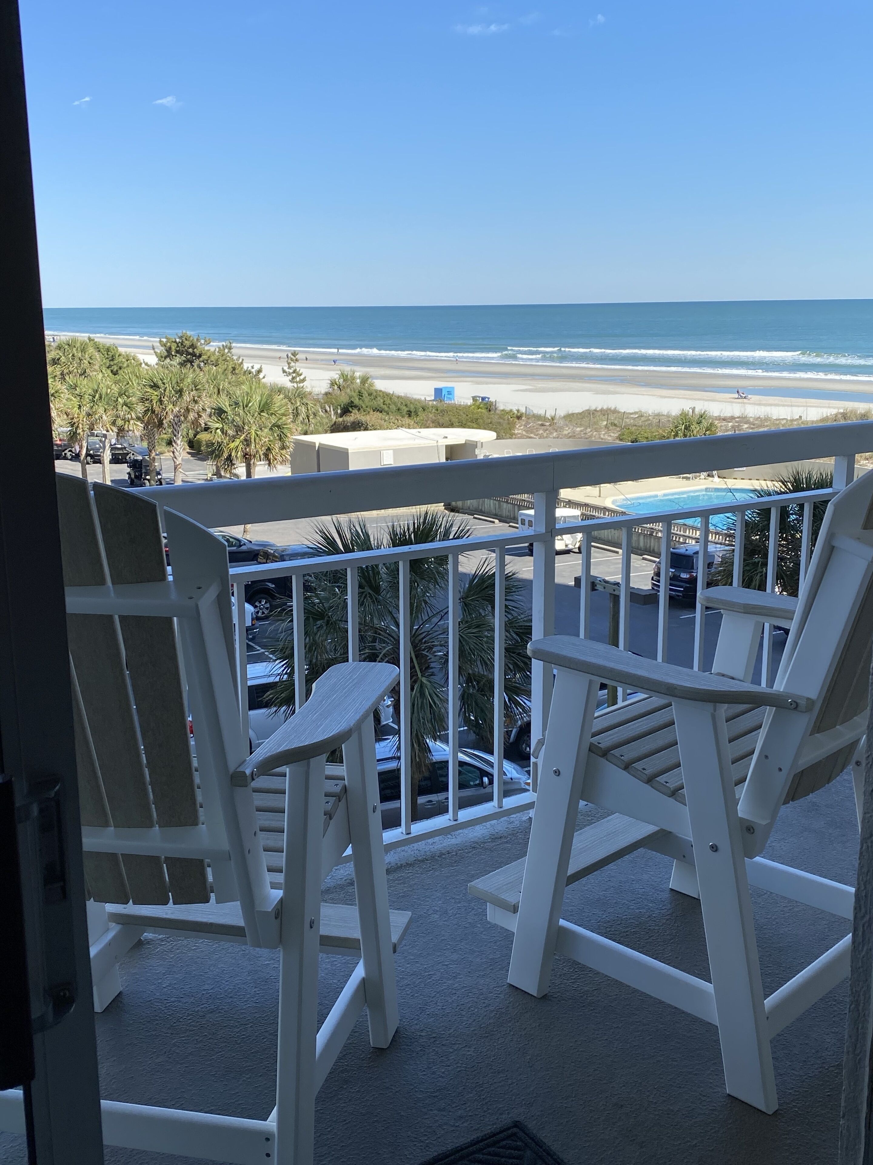 Condo, 3 Bedrooms | Property grounds