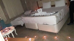 Standard Room, 1 Bedroom, Accessible, Hot Tub - Sincan Termal Otel & Aile Banyosu (Sincan)