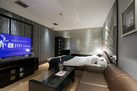 HOTEL PERRIER Adults Only - Image 14
