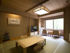 Japanese Style Room | Living area