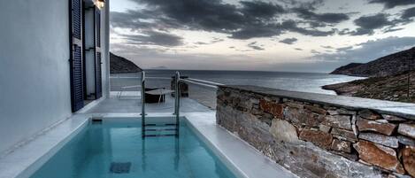 Habitación familiar, alberca privada | Terraza o patio