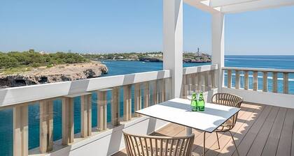 Orange Colom Seaside Apartments