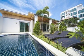 2-Bedroom Private Pool Villa | Terrace/patio