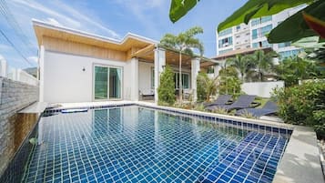 2-Bedroom Private Pool Villa | Terrasse/Patio