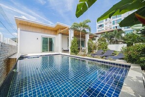 2-Bedroom Private Pool Villa | Terrasse/Patio