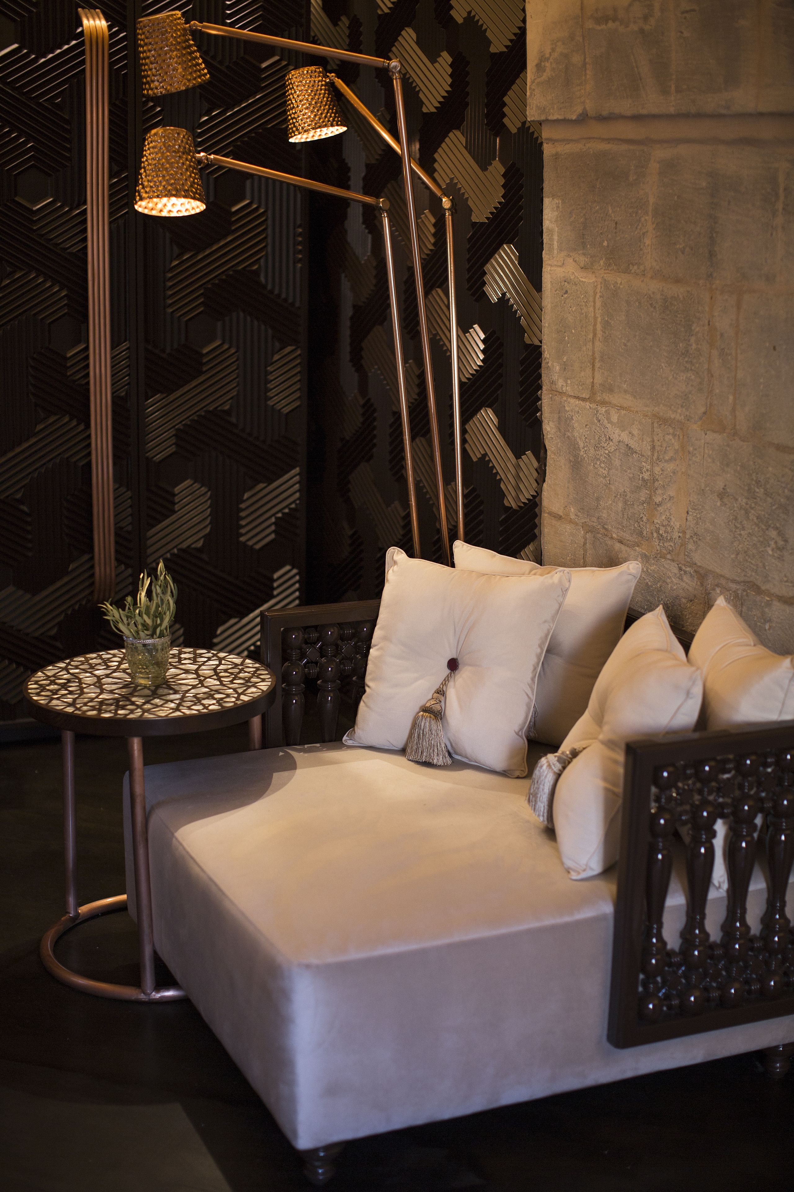 deluxe room | living area | 32-inch lcd tv with cable channels, tv, heated floors