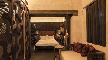 Quarto luxo | Roupas de cama premium, frigobar, cofres nos quartos, cortinas blackout