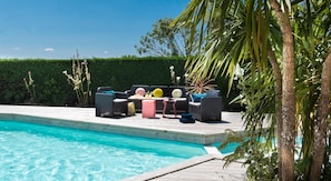 Outdoor pool - Logis Hôtel l'air Marin (Yves)