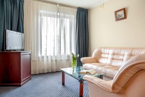 Suite, 1 Bedroom | Living area - Khoroshevskaya Hotel (Moscow)
