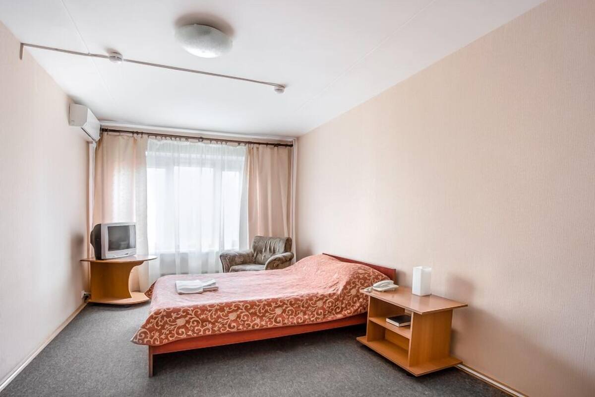 Economy Single Room | Desk, iron/ironing board (on request), rollaway beds (surcharge)