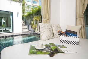Terrace/patio - Villa Kamala Regent 3-4 Bedrooms (Kamala)