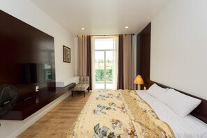 1 bedroom, desk, blackout curtains, free WiFi - Garden view Apartment - 2 mins to beach (Phan Thiet)