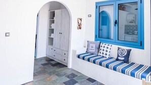 Apartament, vistes al mar | Sala d'estar